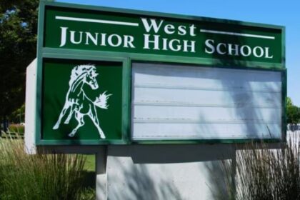 Boise Teacher sues school district over years-long mouse infestation in classroom (1)