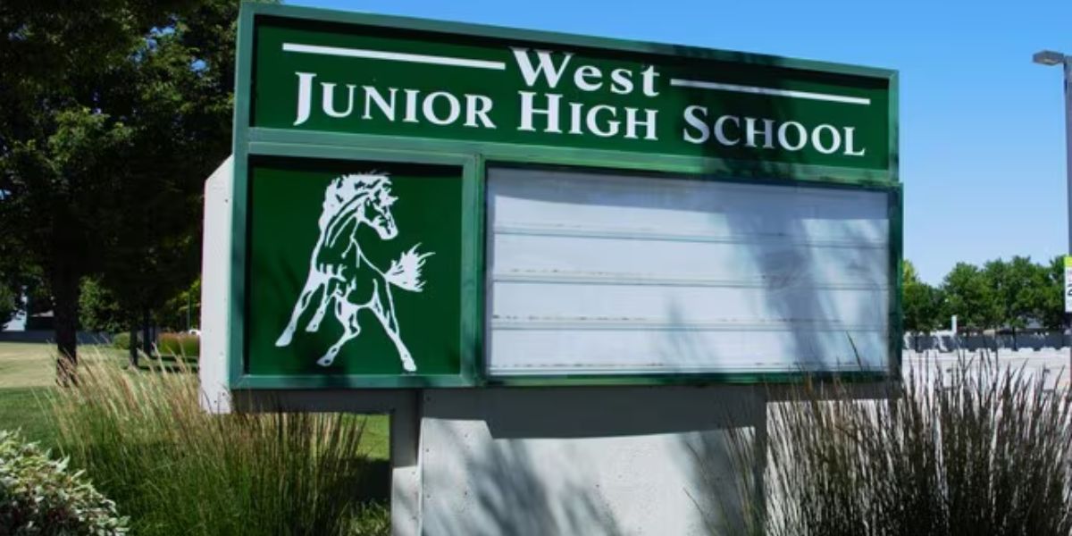 Boise Teacher sues school district over years-long mouse infestation in classroom (1)