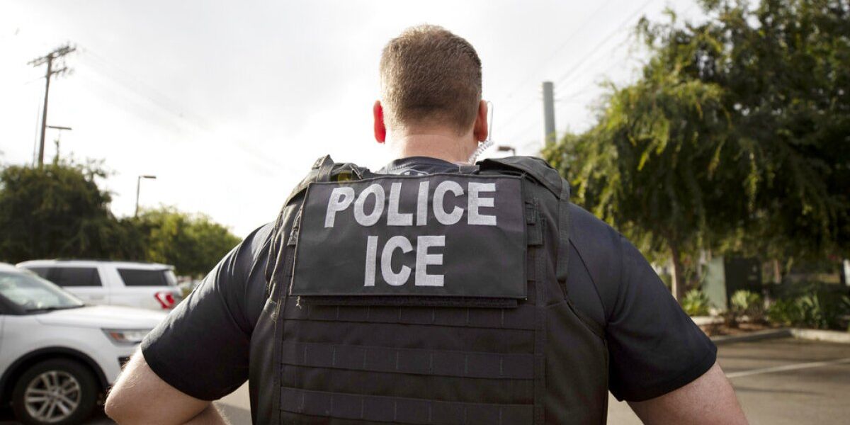 Detroit Teen on School Field Trip Detained by ICE, Deported to Colombia