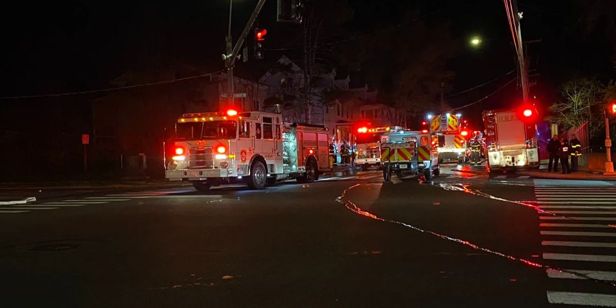 Eight displaced after Columbus House Fire Destroys Carport, spreads to Home
