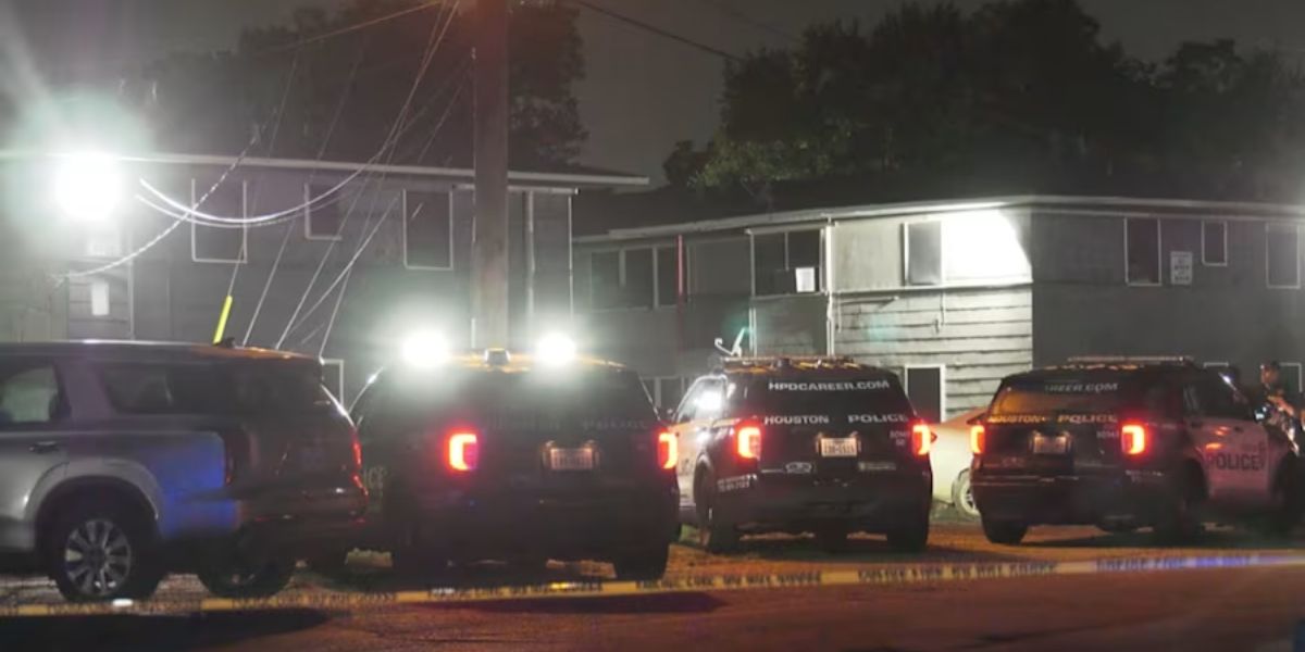 Houston Woman Fatally Shot in Apartment; Boyfriend Arrested near Mall