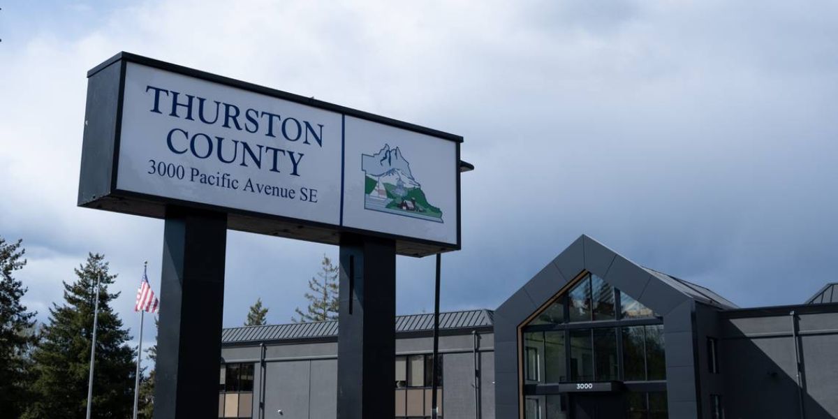 Jail Inmate uses Spoon as Weapon, creates Shield from bedding in Thurston County