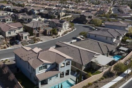 Las Vegas median home price remains at $480K; Condo prices rise