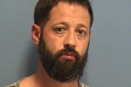 Madisonville Toddler Dies after being left in Car; Father faces Murder Charge
