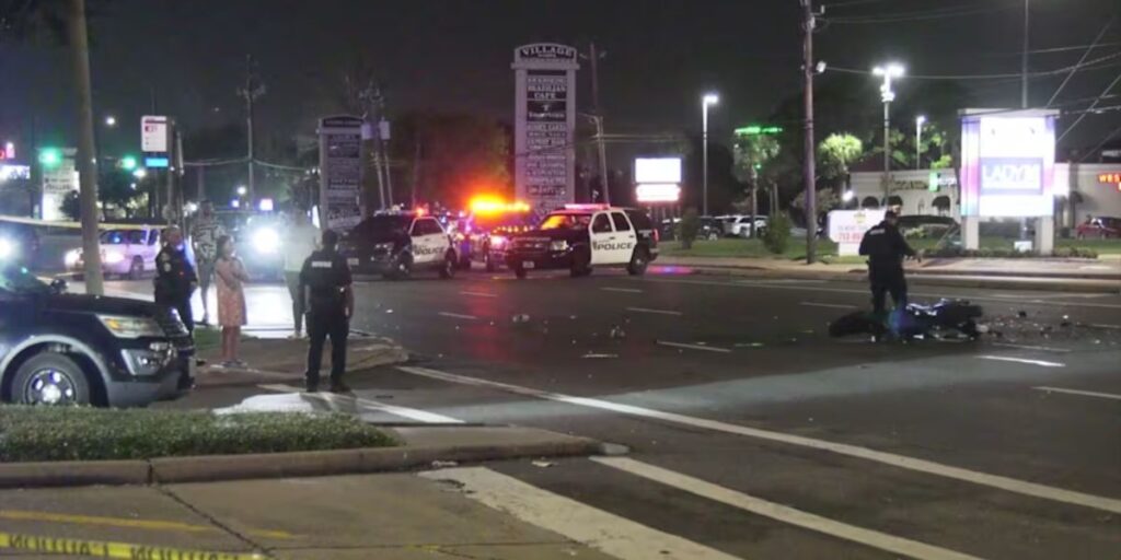 Motorcyclist Ejected and Killed in Late-Night Westheimer Crash, Investigation ongoing (1)