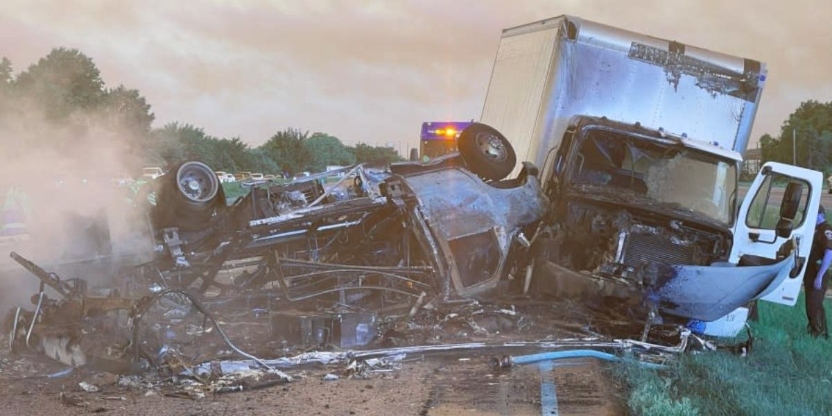 RV rolls over on I-70 in Missouri, Struck by Box Truck in fiery Crash