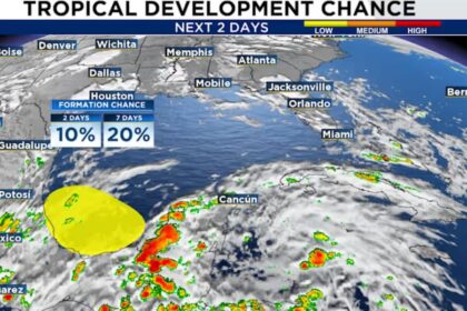 Tropical Development Brewing Near Bay of Campeche, Chances remain Low for now - NHC