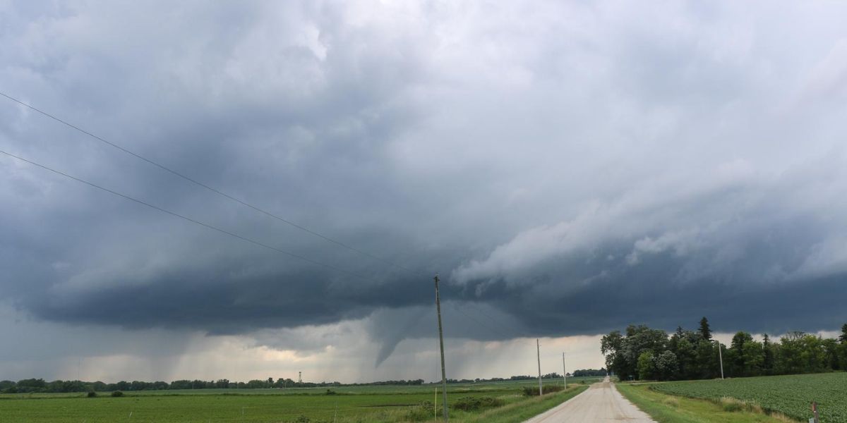 Wind Advisory issued for Hamilton and Warren Counties Gusts up to 50 MPH expected